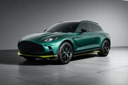 Aston Martin DBX Color Podium Green